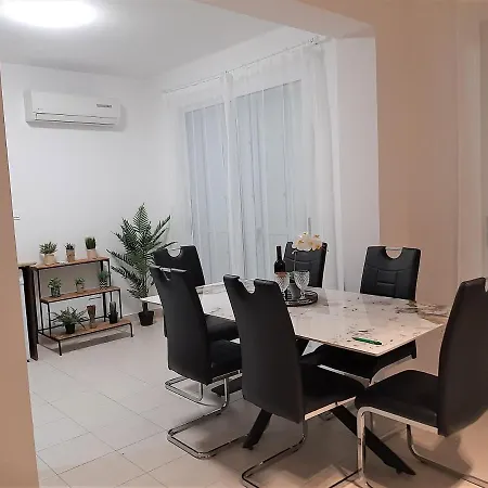 Apartment H&o Alina Sunset Paphos
