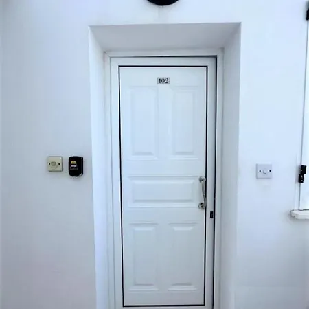 H&o Alina Sunset Apartament Pafos